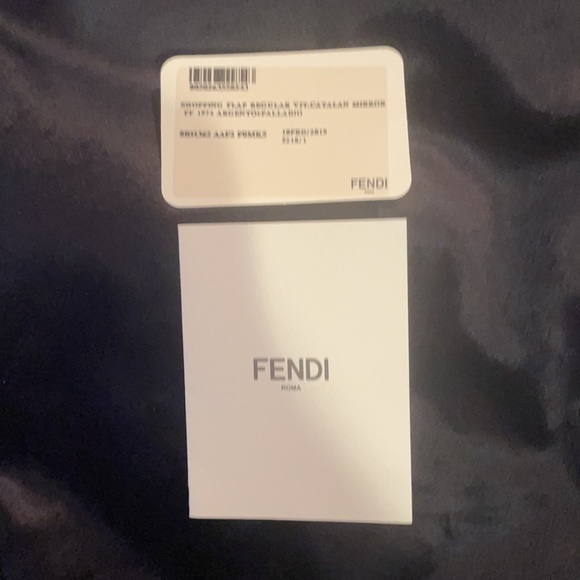 ! RARE FIND ! Brand new FENDI ‘Flap Foldover’ Bag in silver FF Mirror leather. - Picture 7 of 13